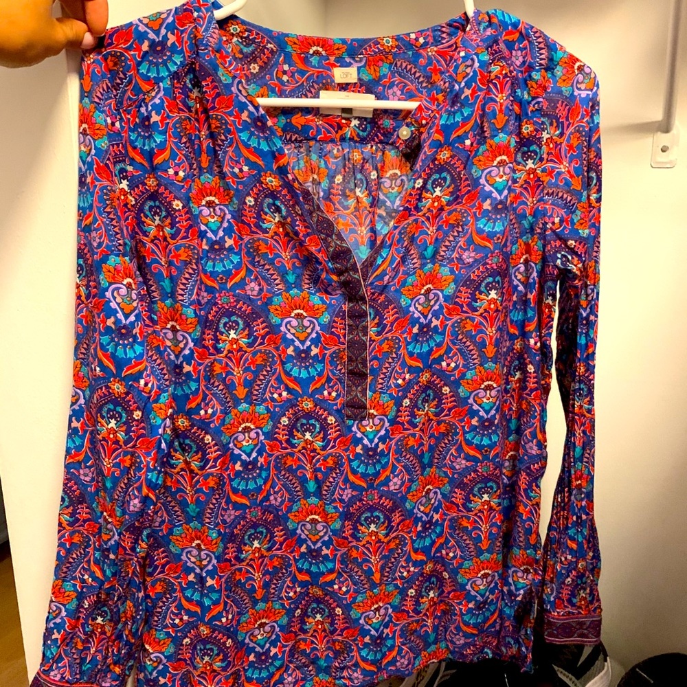 The Loft long sleeve breezy blouse